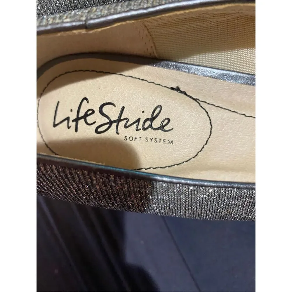 NWOB life stride women’s Parigi silver heeled, comfort pumps, 9.5.